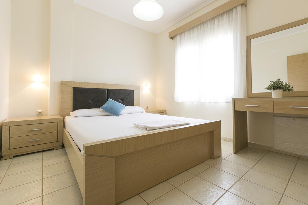 Olive Tree Apartments Fourka Esterno foto