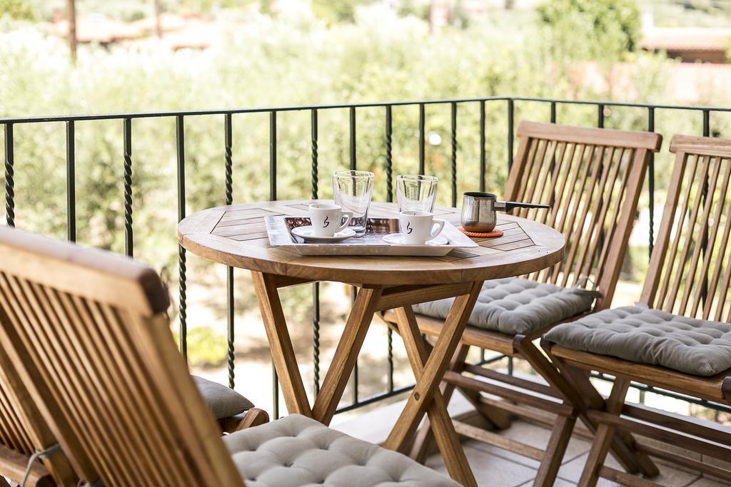 Olive Tree Apartments Fourka Esterno foto