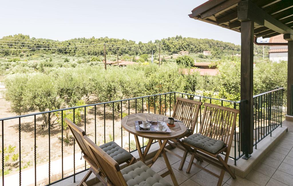 Olive Tree Apartments Fourka Esterno foto